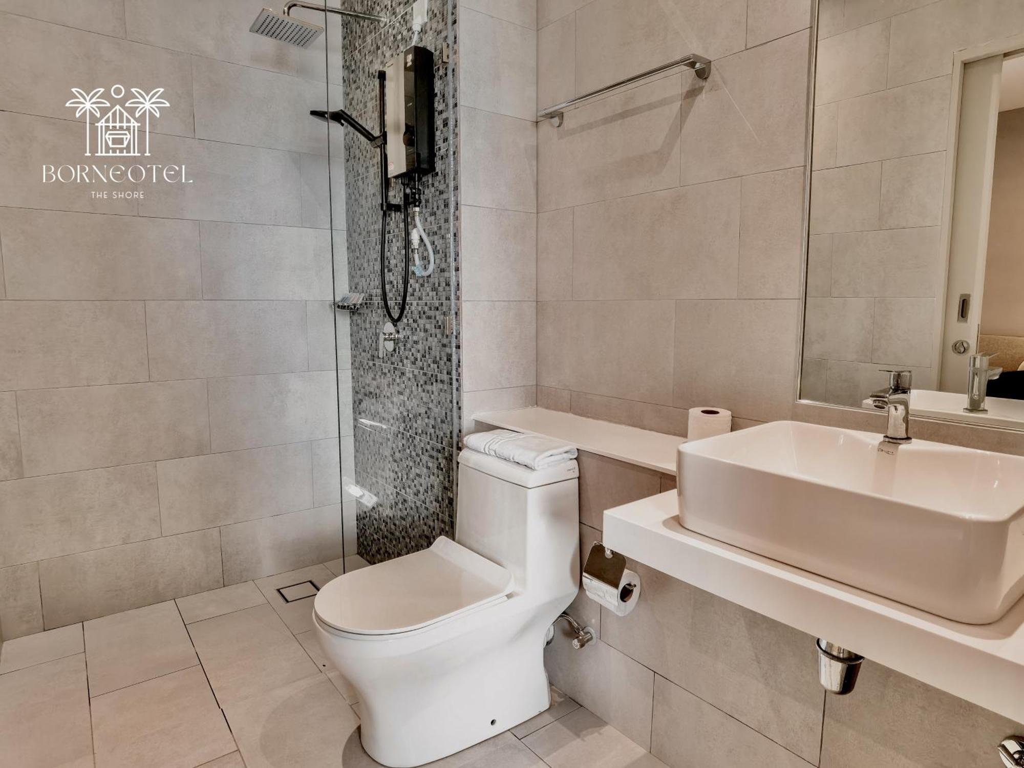 Borneotel The Shore Kk By Chg