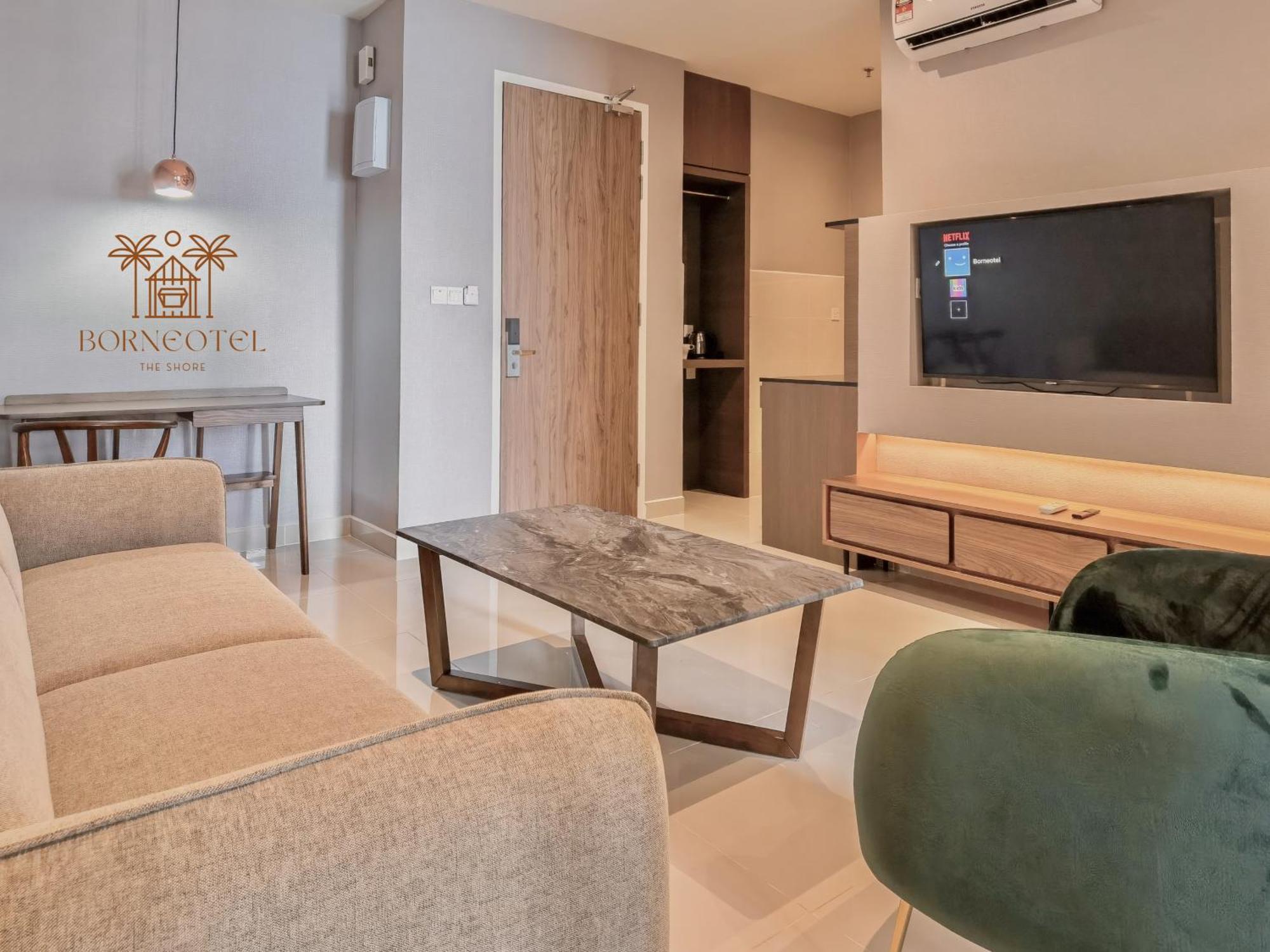 Borneotel The Shore Kk By Chg *